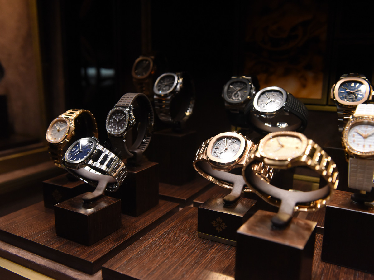 News, Shelby, de Boulle opening, Nov. 2015, watches