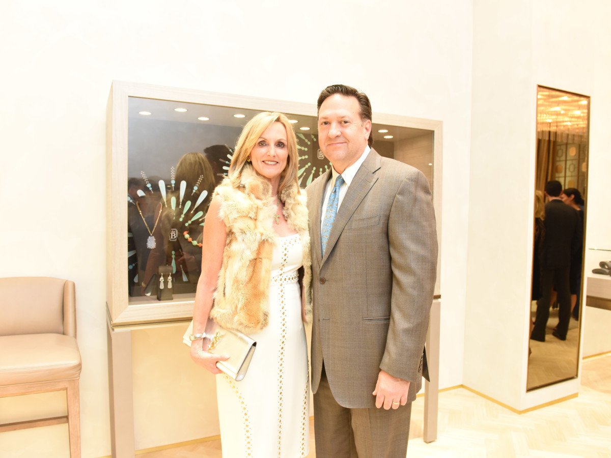 News, Shelby, de Boulle opening, Nov. 2015, Genny McIntyre, John McIntyre