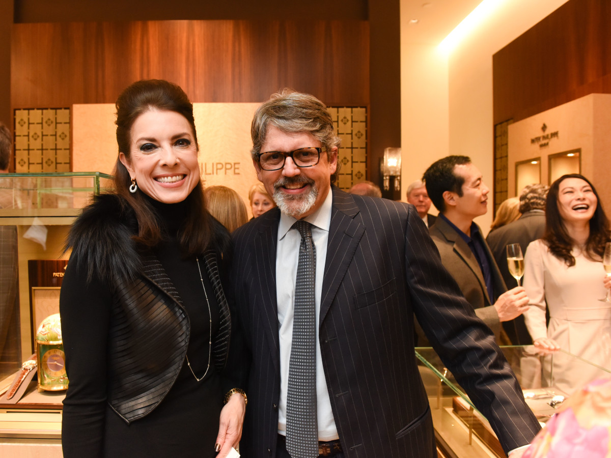 News, Shelby, de Boulle opening, Nov. 2015, Karen Payne