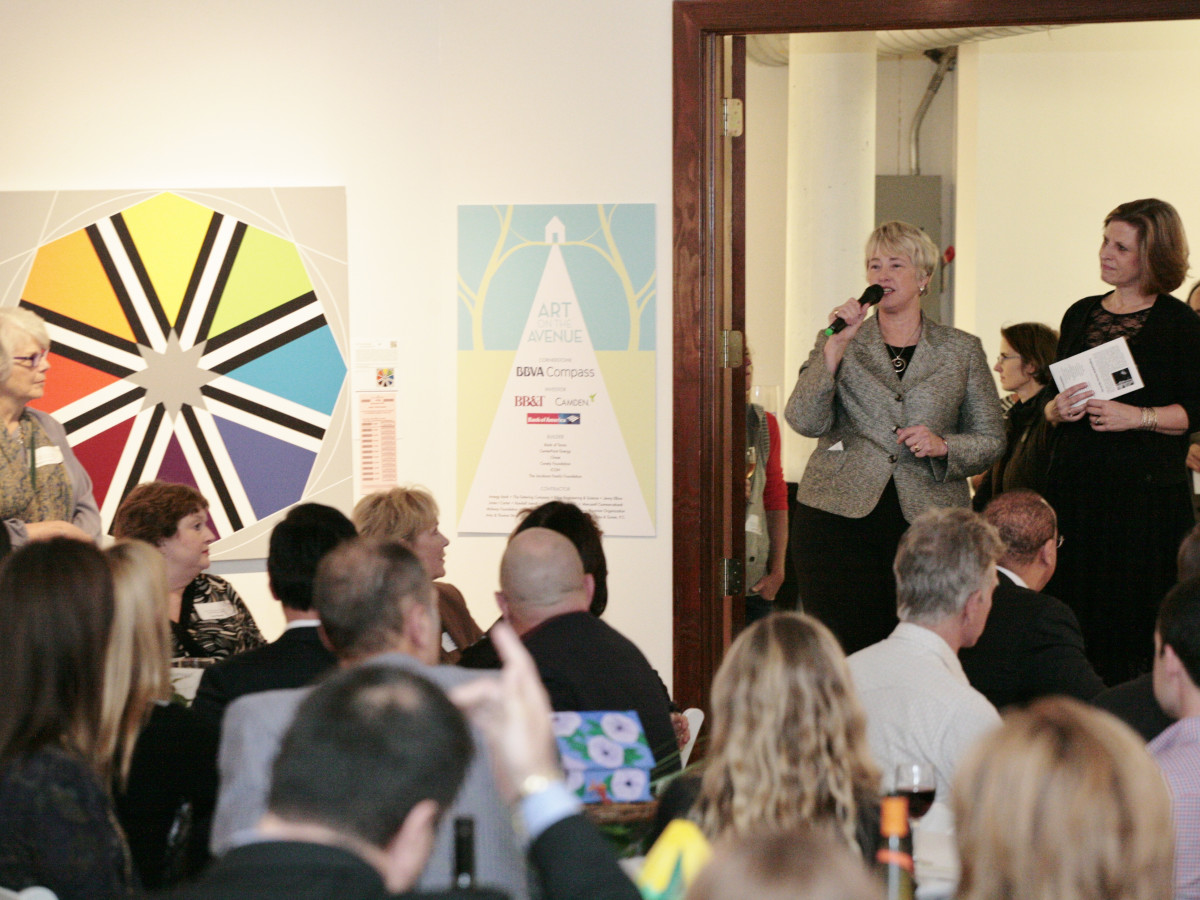 Mayor Annise Parker welcome guests and discusses the impact of the funding garnered from Art on the Avenue