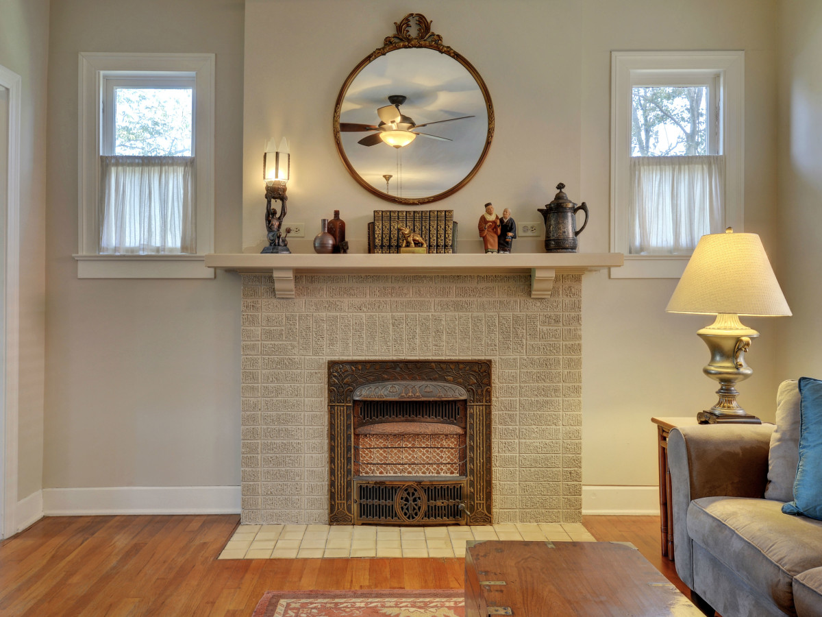 This Travis Heights cottage will charm you with its delightful details