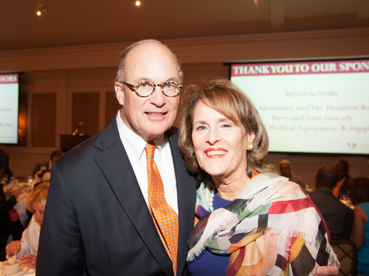 News, Shelby, Hospice Dinner, Oct. 2015, Peter Wareing, Elizabeth Wareing