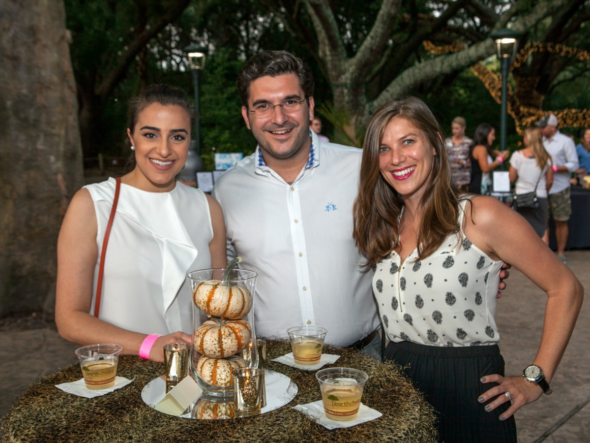 Houston Zoo YP Popi Stylianou, Niko Anagnostopoulos, Renee Anagnostopoulos