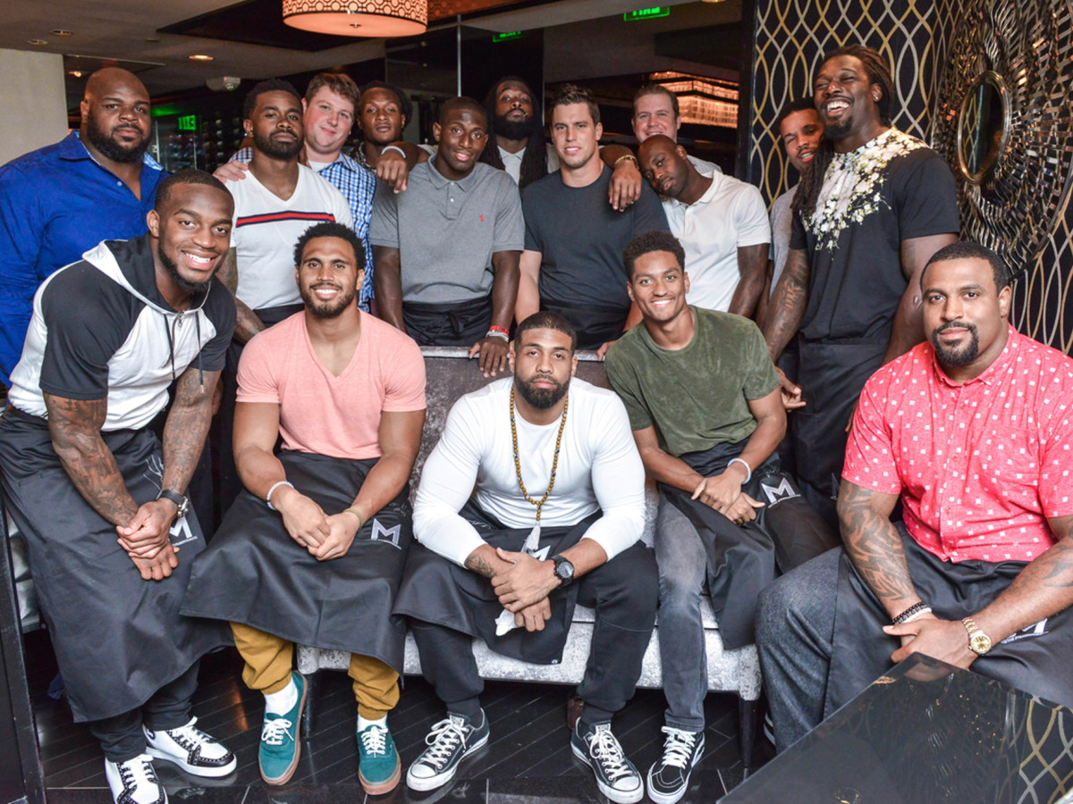 Arian Foster charity dinner Morton's Houston Texans players