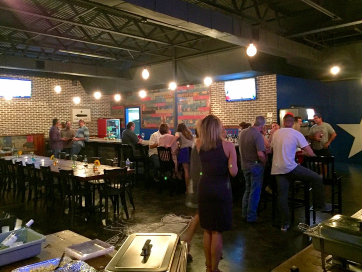 Pappa Charlies Barbeque interior
