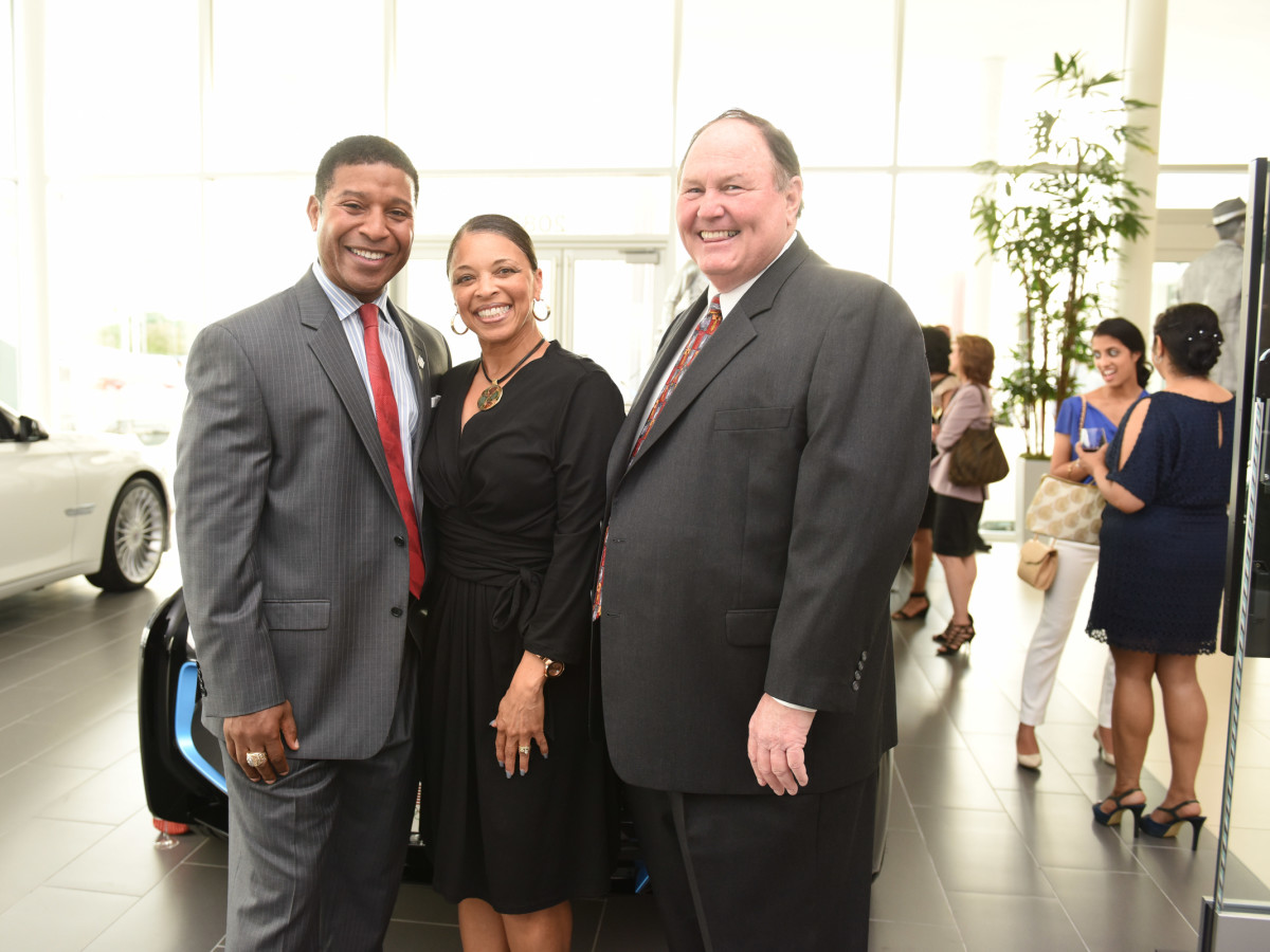 Bmw Speeds Into Future With 20 Million West Houston