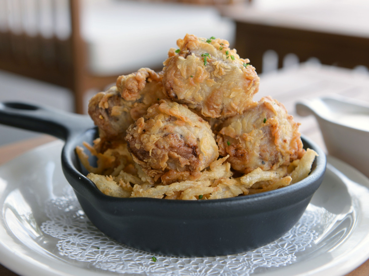 Houston, new happy hour deals, May 2017, Chicken fried steak bites at Killens Steakhouse