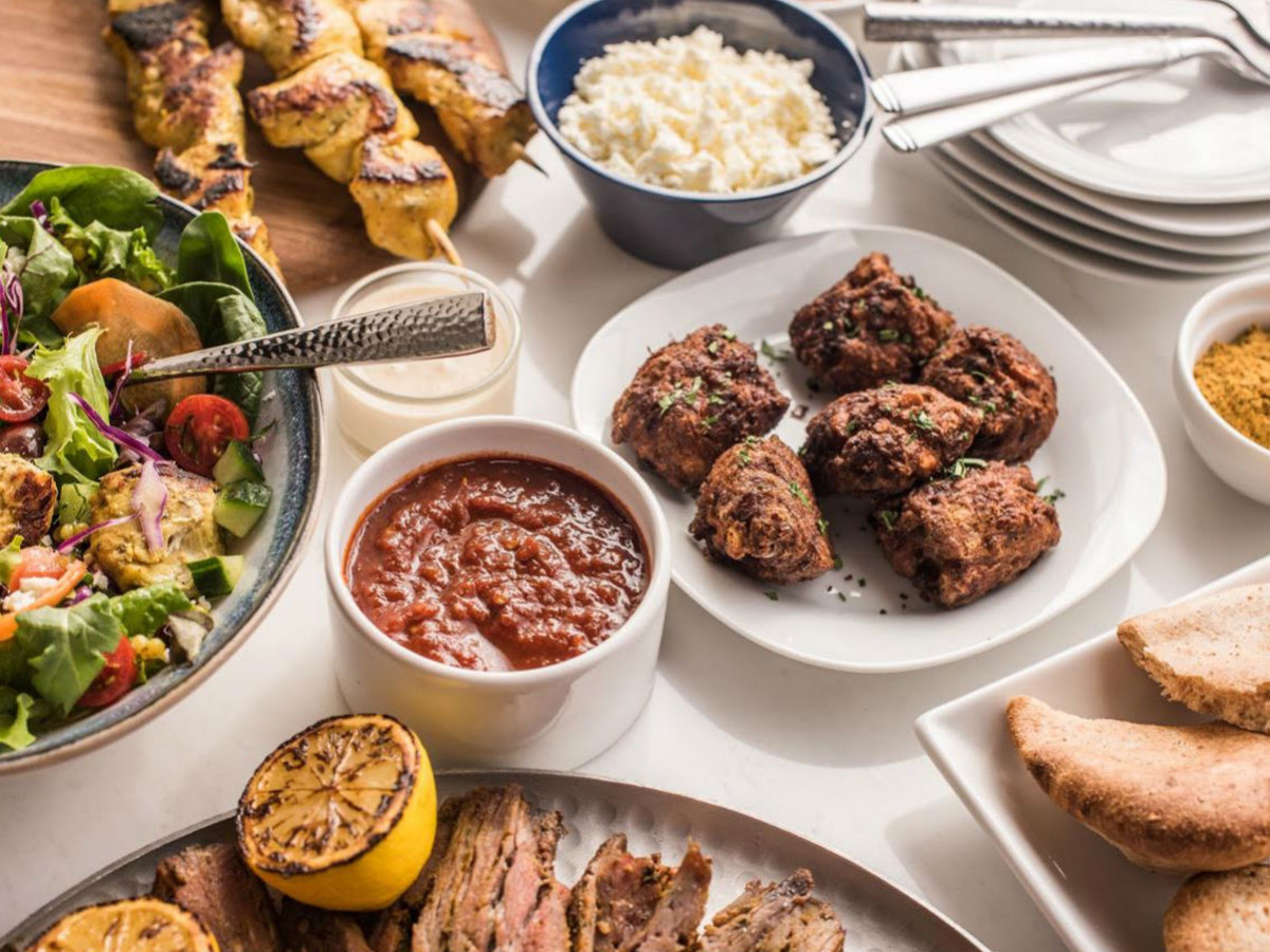 Chicago Mediterranean Restaurant Roti Fills North Dallas Lunch