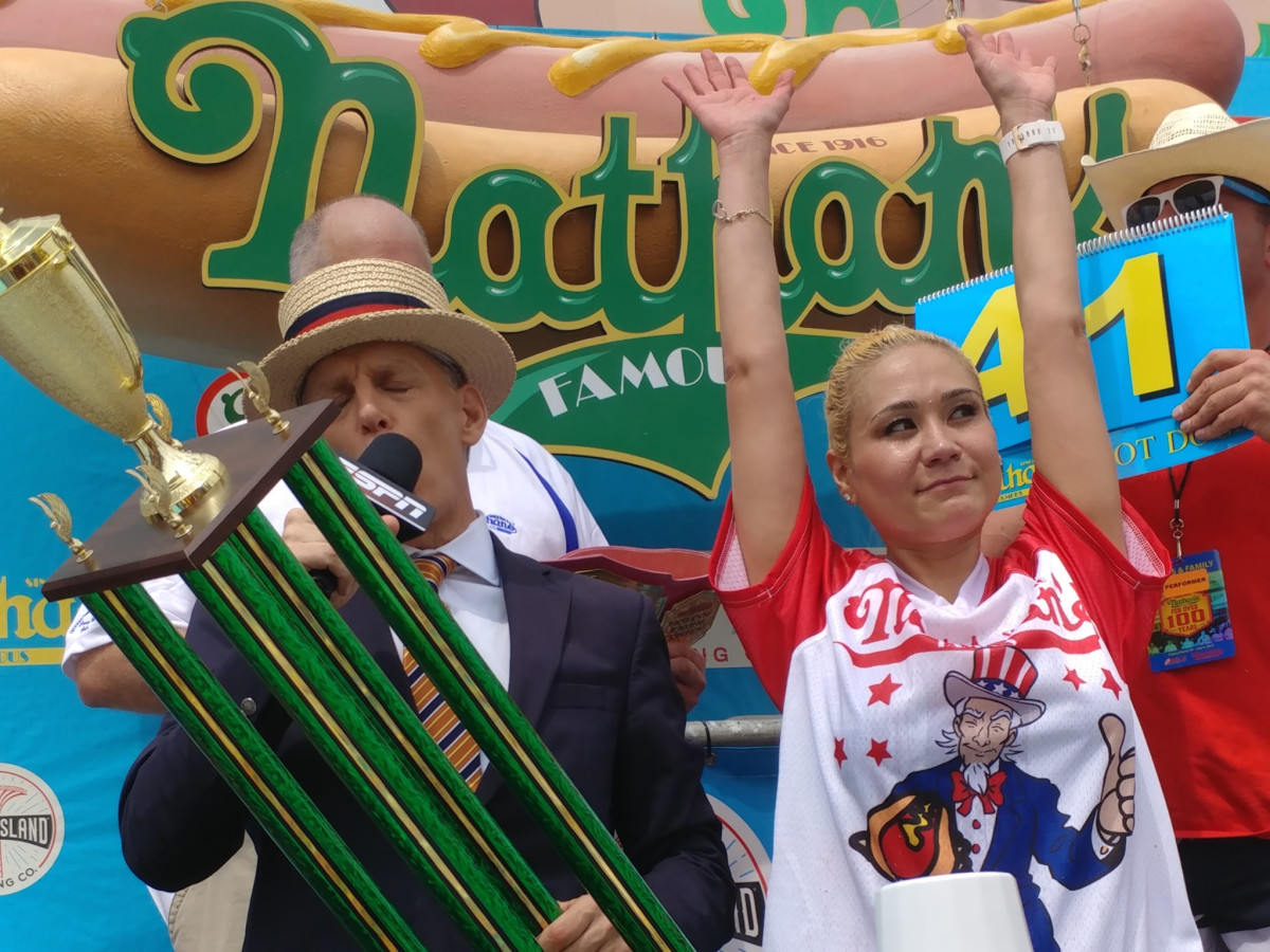 Nathan's Famous Hot Dog Eating Contest 2017 Miki Sudo female winner