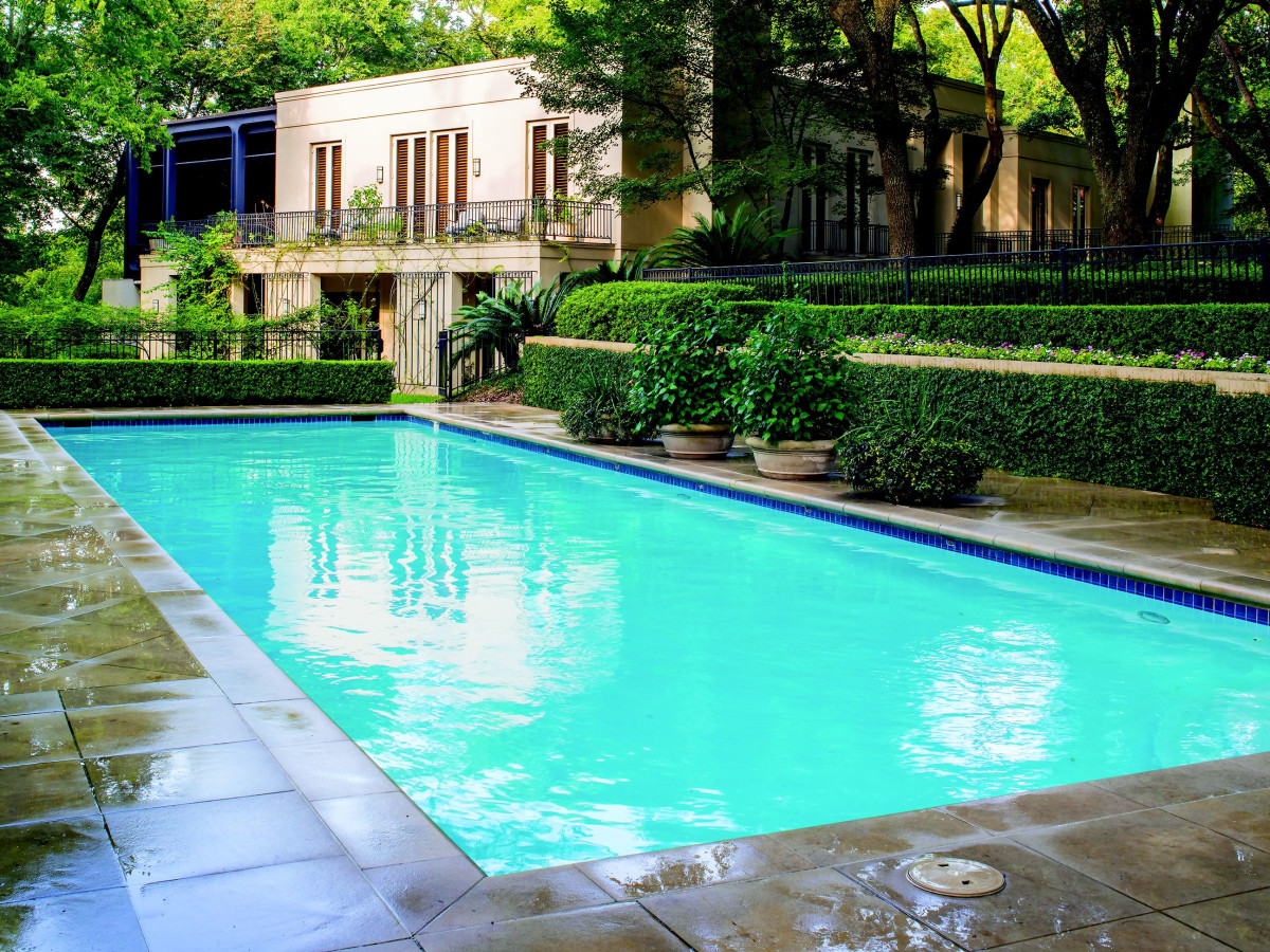 2930 Lazy Lane pool