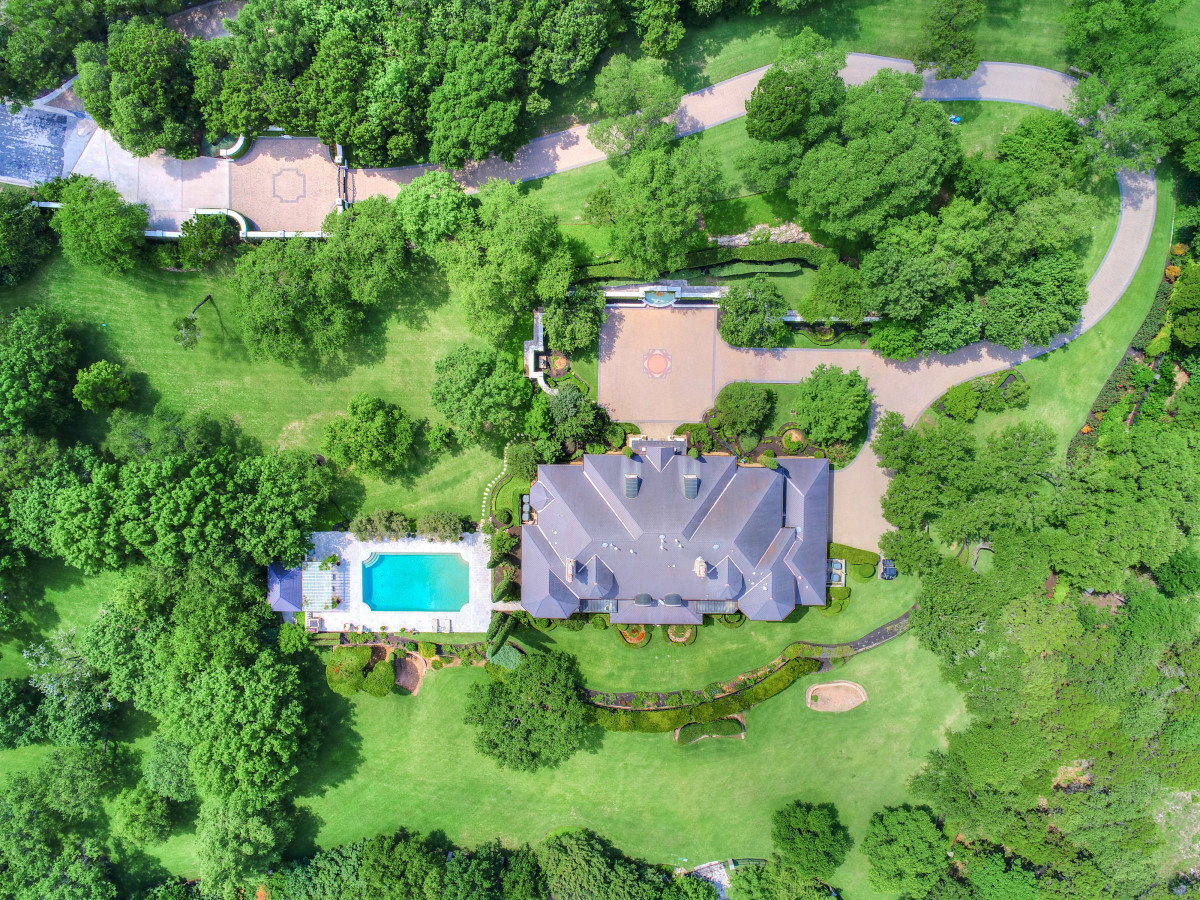 Majestic Austin dream home hits the market for the first time