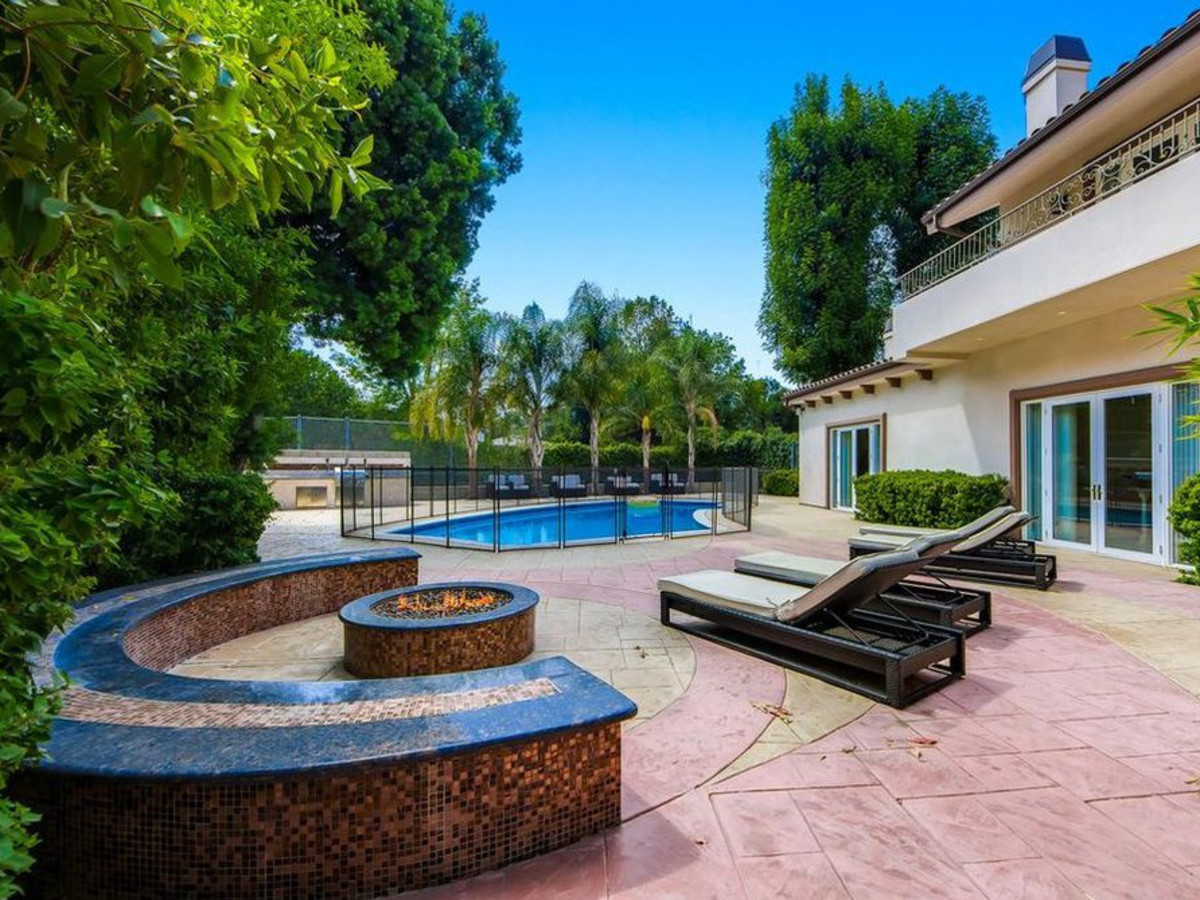 Houston, Chris Paul LA home for sale, August 2017