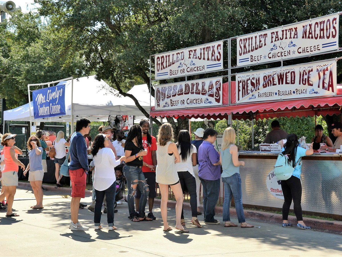 Food vendors at Cottonwood Art Festival