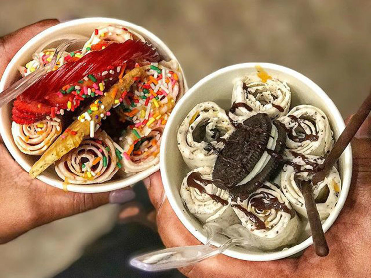 Chills 360 rolled ice cream