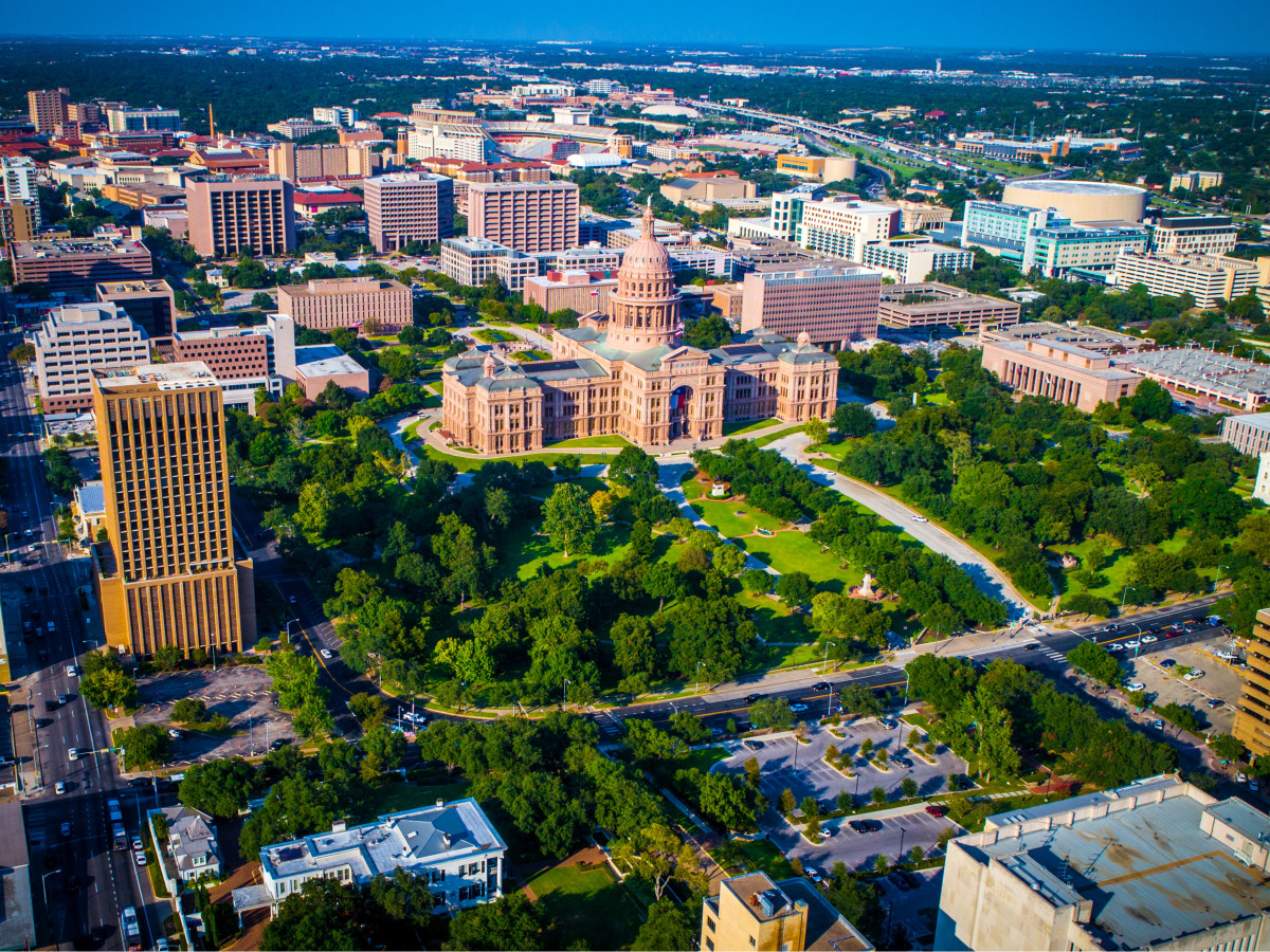 New data suggests Austin's population boom slowing as Texas' speeds up