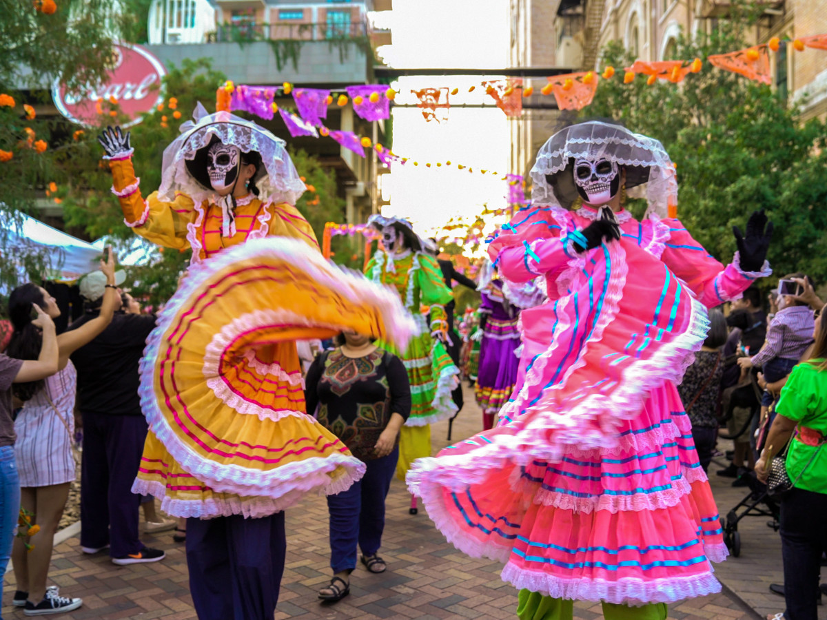 12 Spirited Ways To Celebrate Dia De Los Muertos In San Antonio