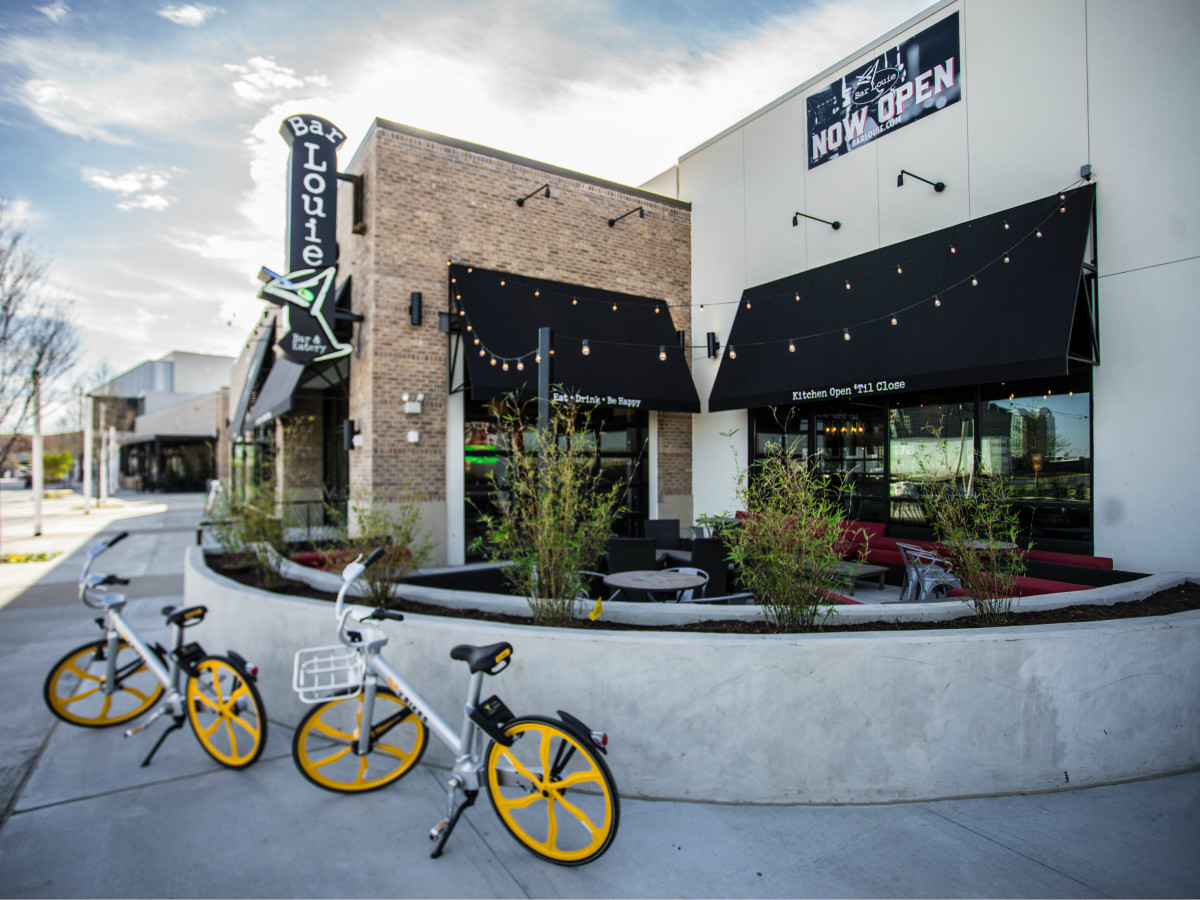 Bar Louie
