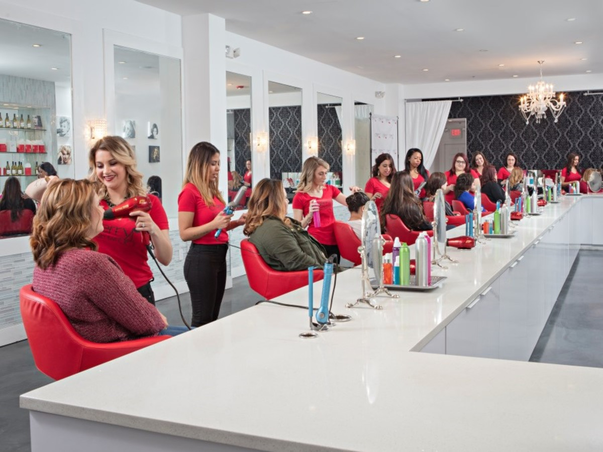 New Blow Dry Bar Wants Every Day To Be A Good Hair Day In