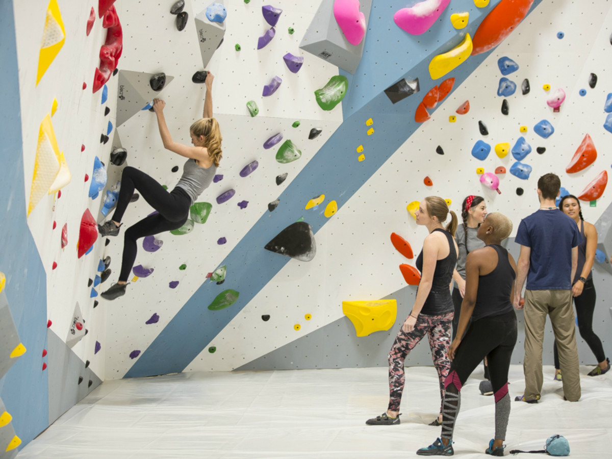 Houston Silver Street rock gym woman climbing