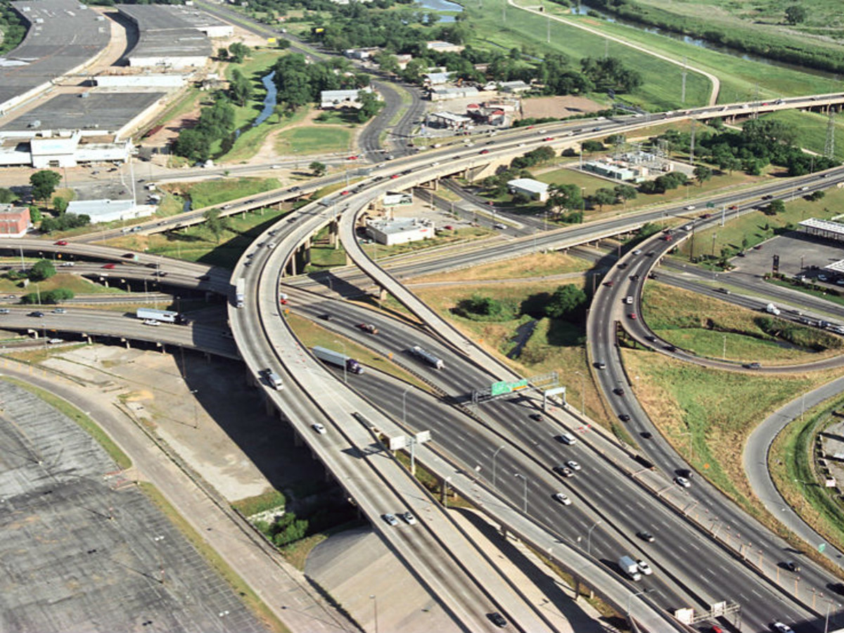 Downtown Dallas mixmaster highways