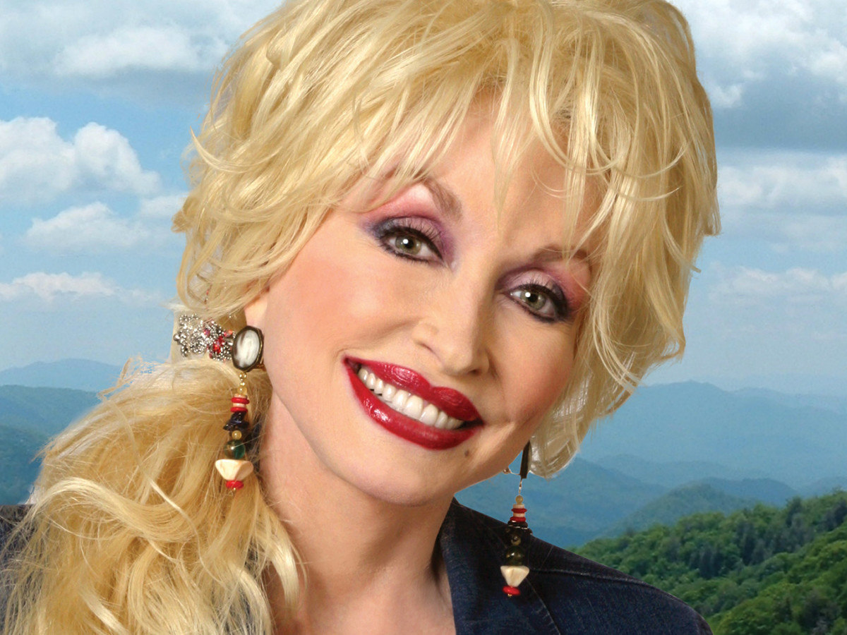 Cross Dressing Country Star Peddles Kfc S Smoky Mountain Bbq