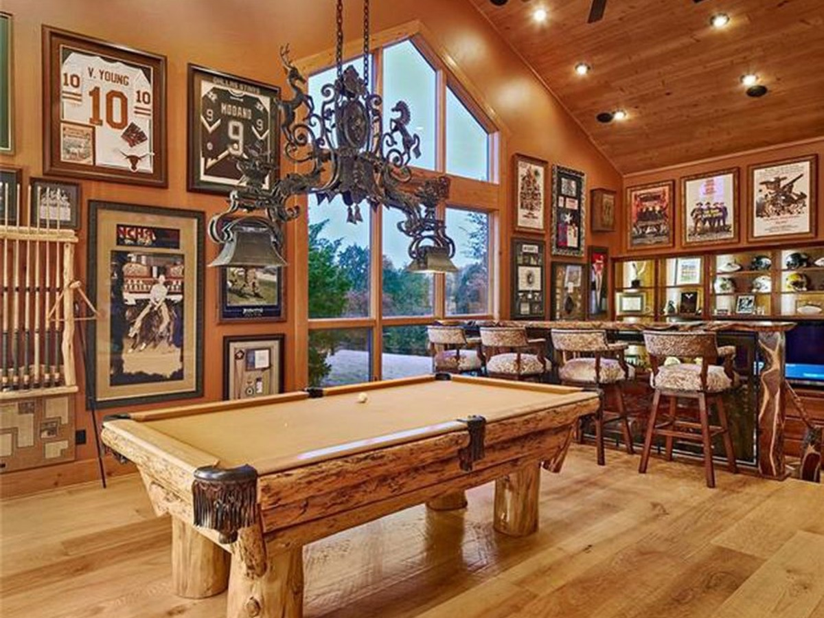 Furst Ranch, 1157 W. Jeter Road, Bartonville