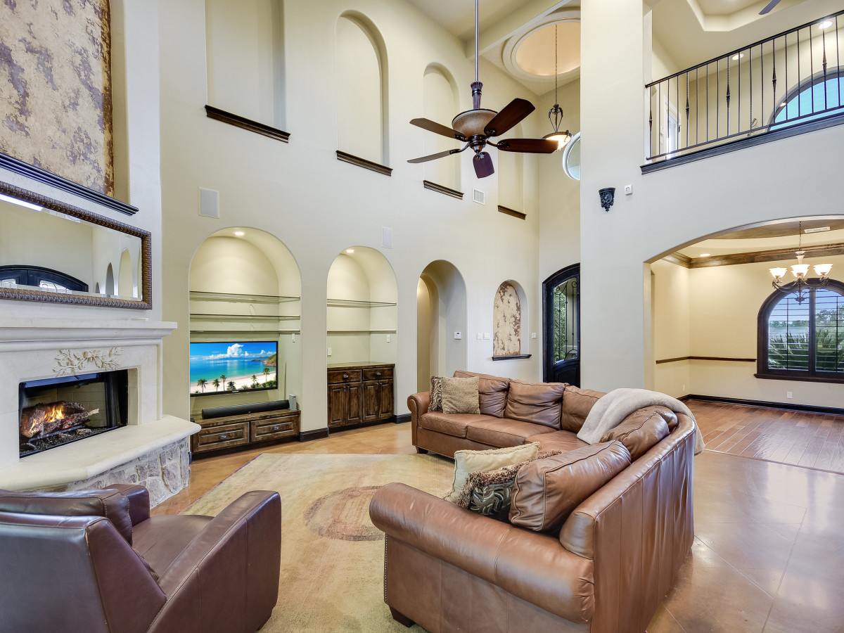Austin house_1610 Lakeway Blvd.