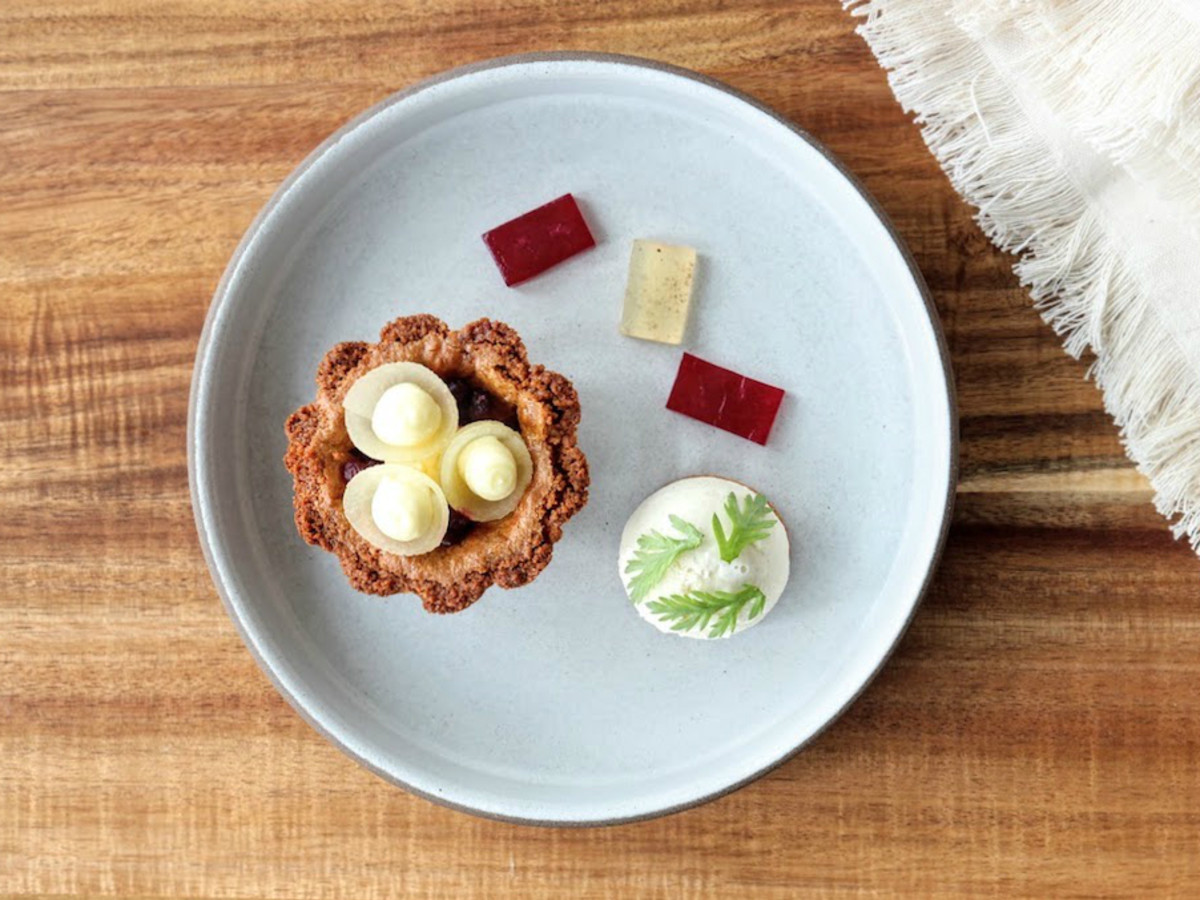 Guild ATX chess pie
