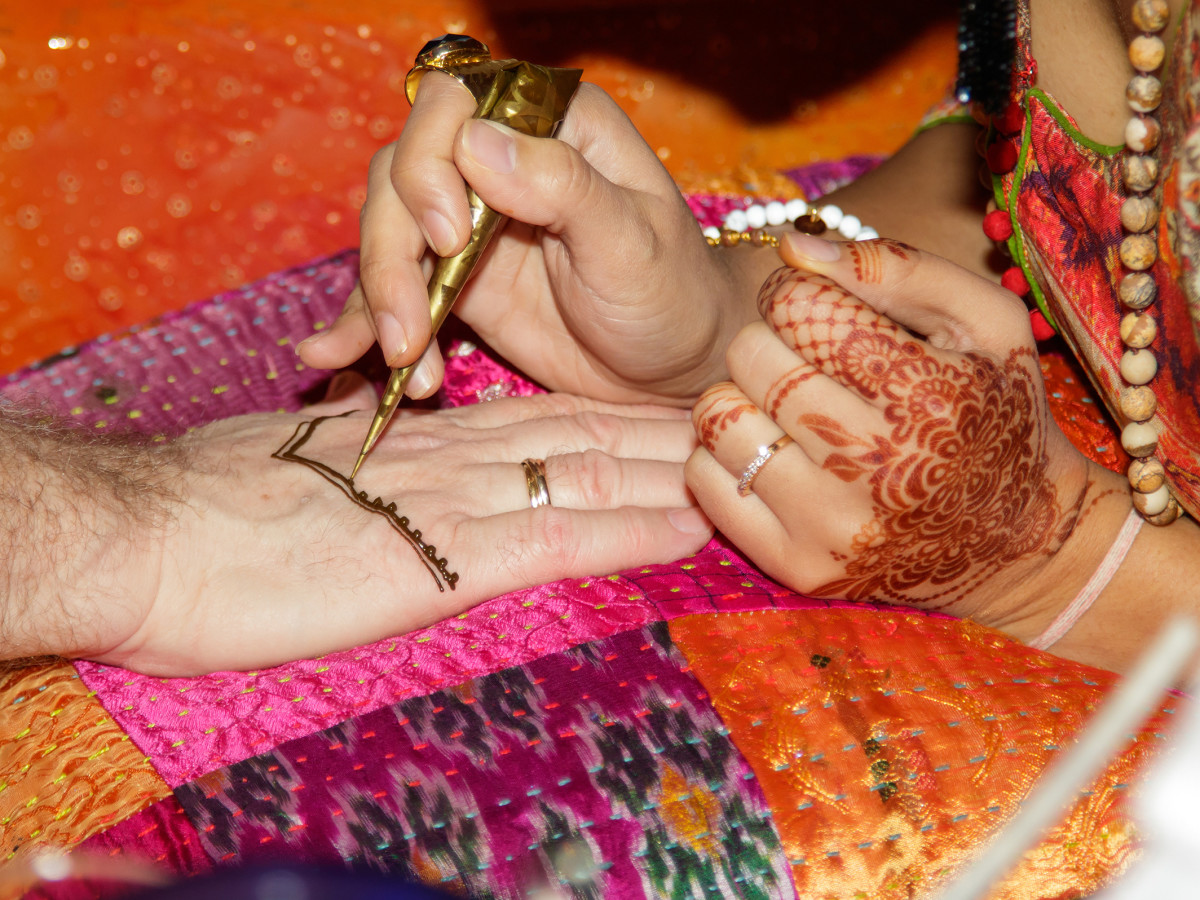 Henna tattoo