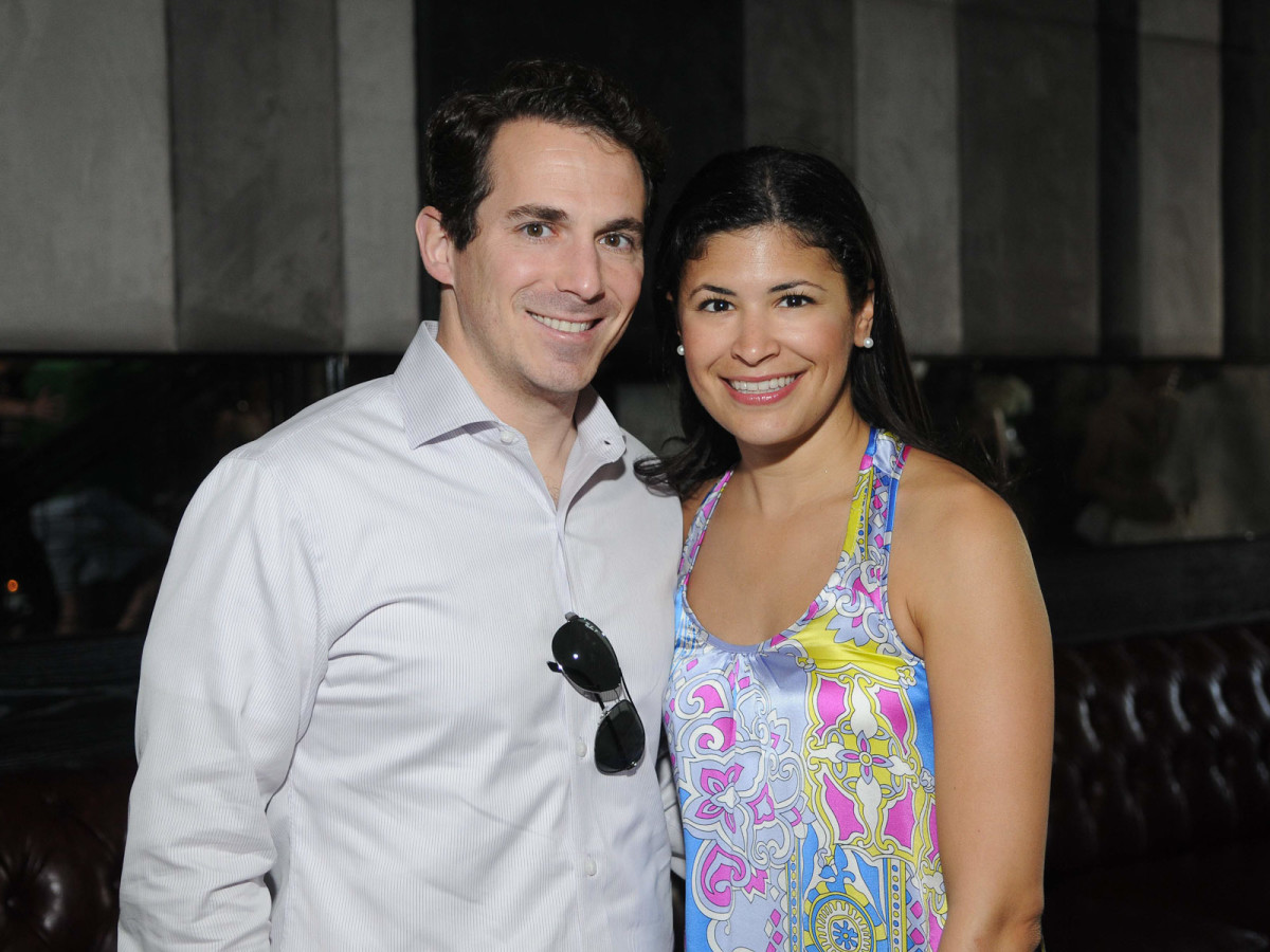 Slideshow The French Cowboy lassos in a rollicking crowd as he shows