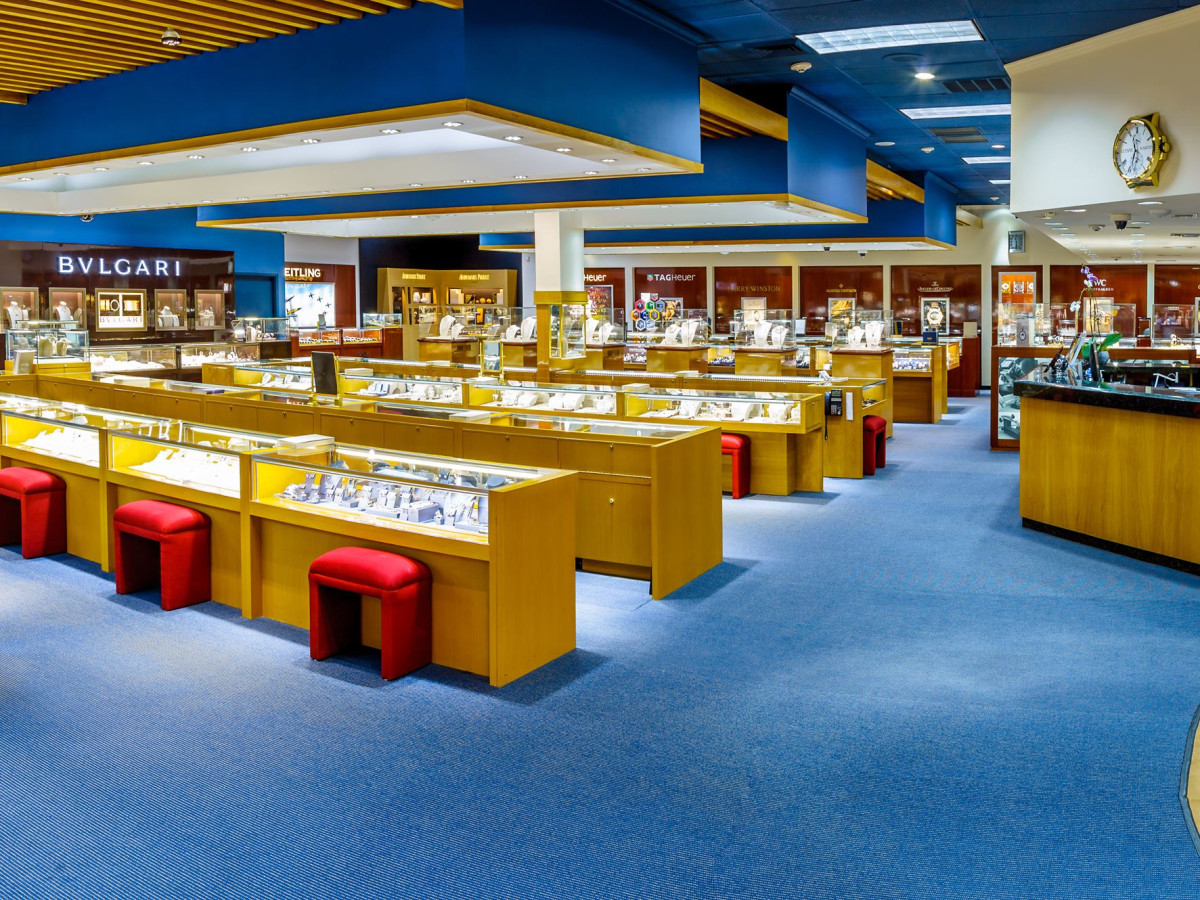 Houston jewelers polish their reputation with hall of fame status