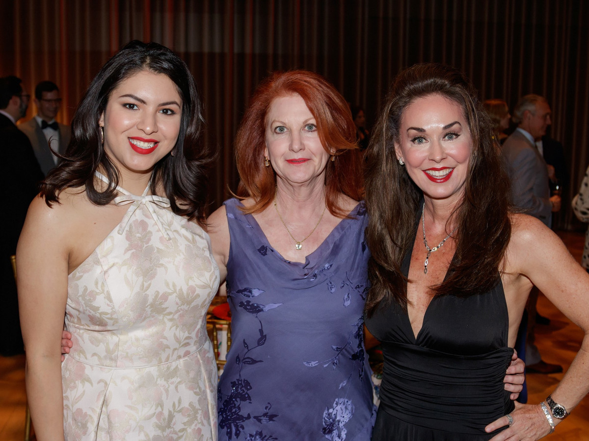 Dallas Opera Springs Gala 2018, Lorena Loera, Maryanne Prueitt, Shella Sattler