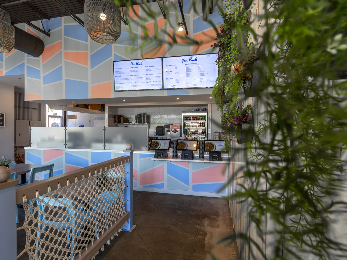 Malibu Poke Turtle Creek interior