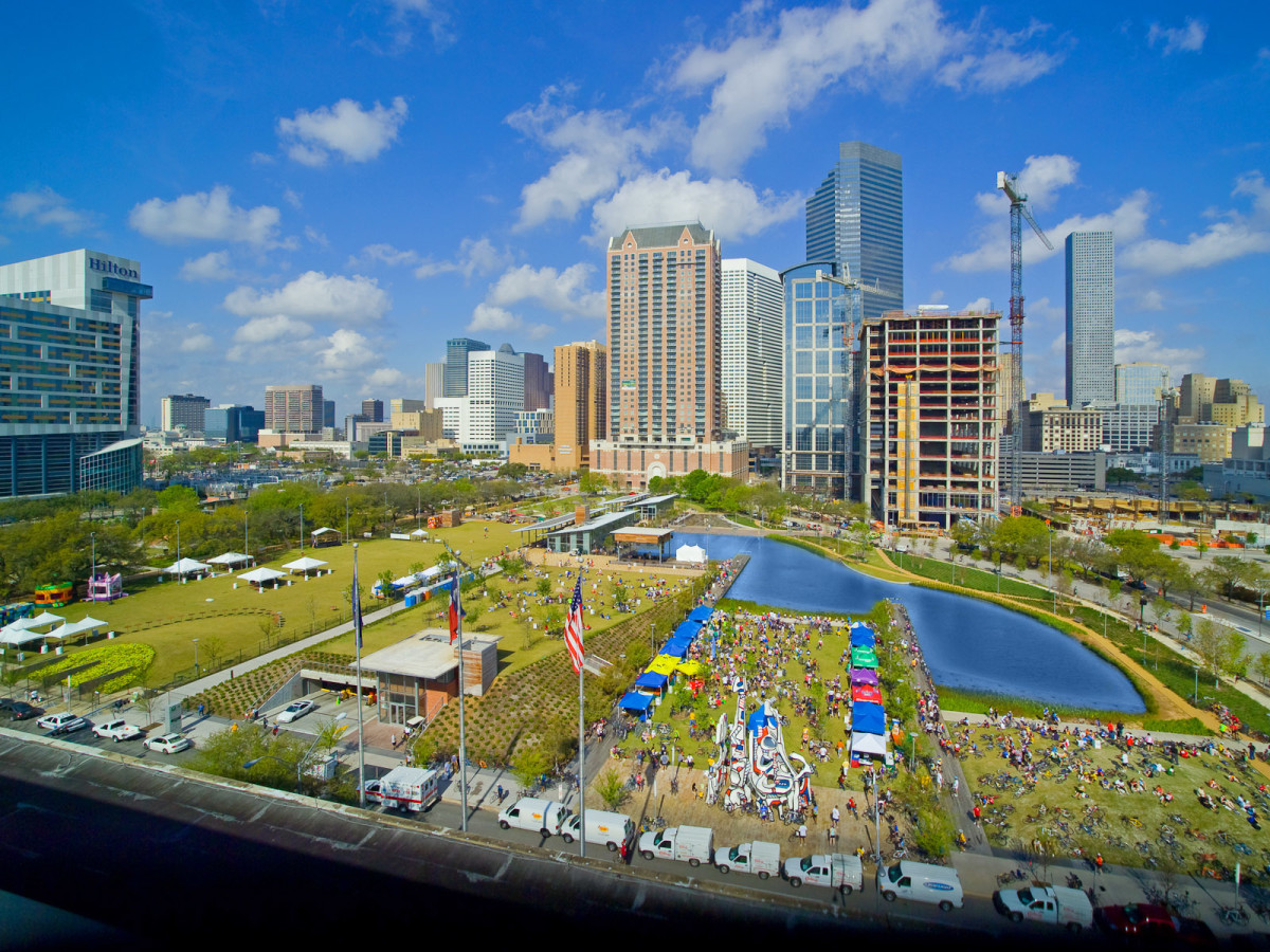 discovery green