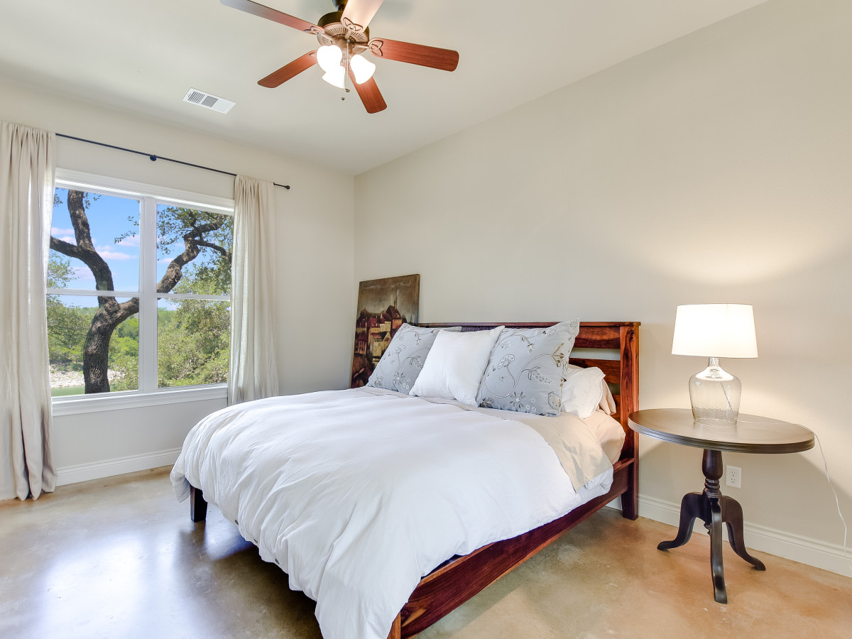 Austin_Old Ferry Road, Unit 14