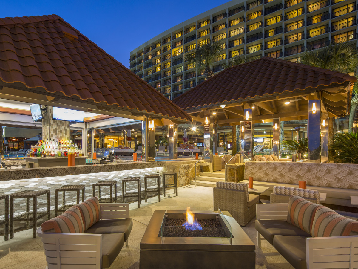 San Luis Resort patio