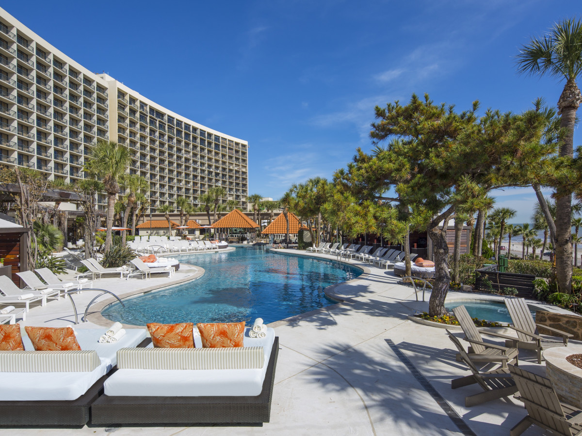 San Luis Resort pool