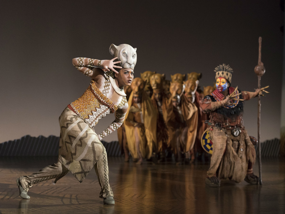 Nia Holloway and cast of The Lion King tour