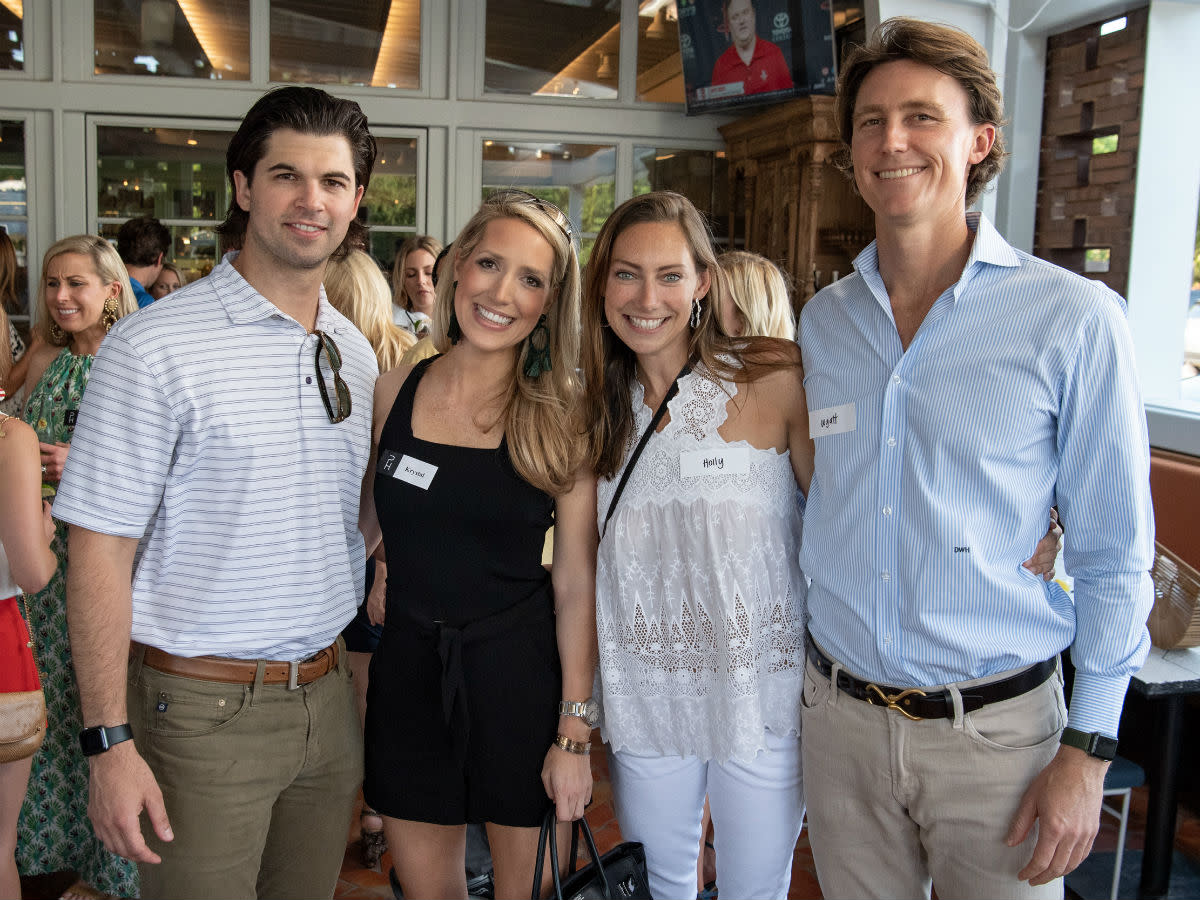 YPs park at Jose Dallas restaurant for margaritas and mingling