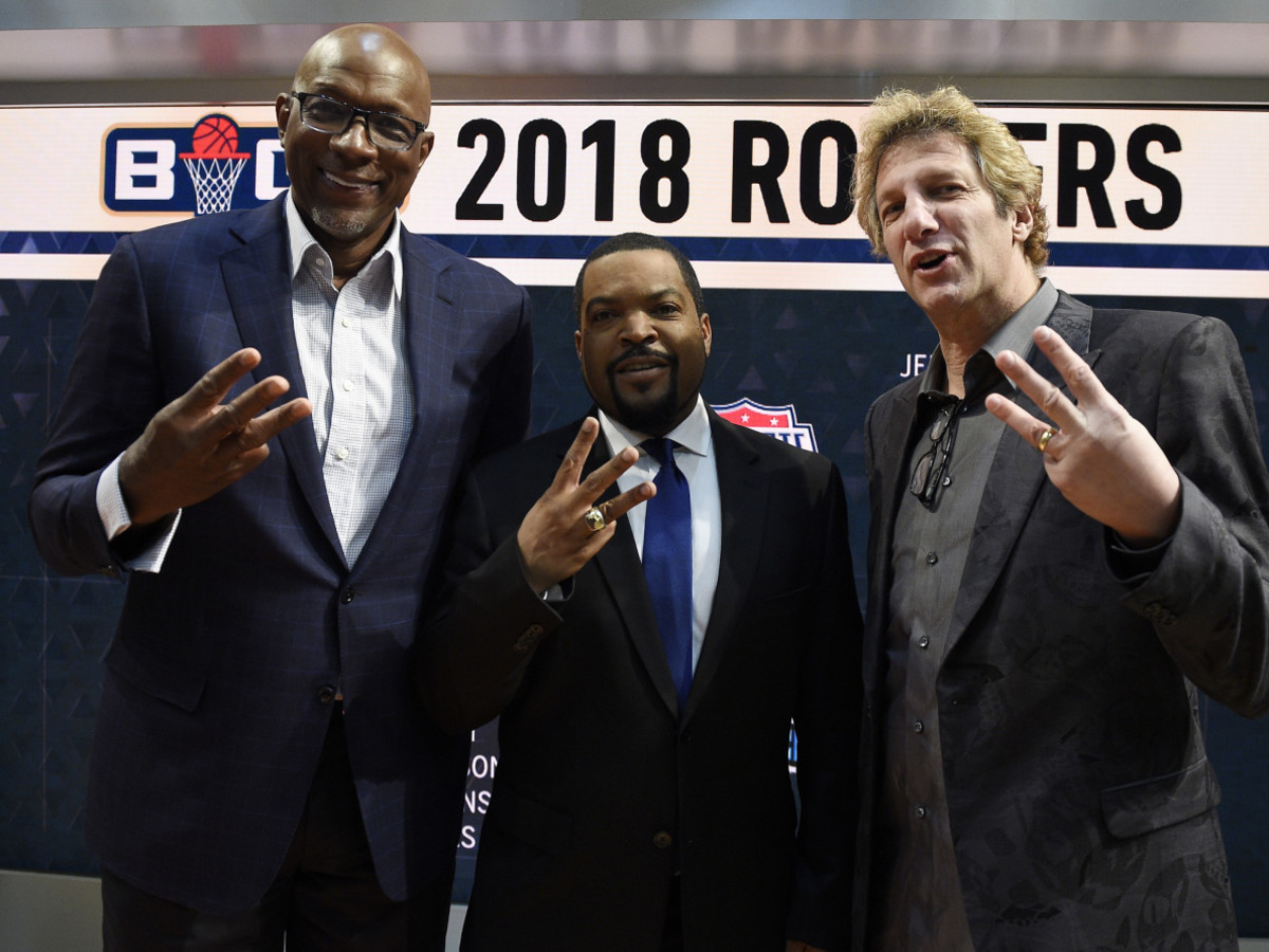 Superstar Summer Basketball League Hoops It Up At Toyota Center