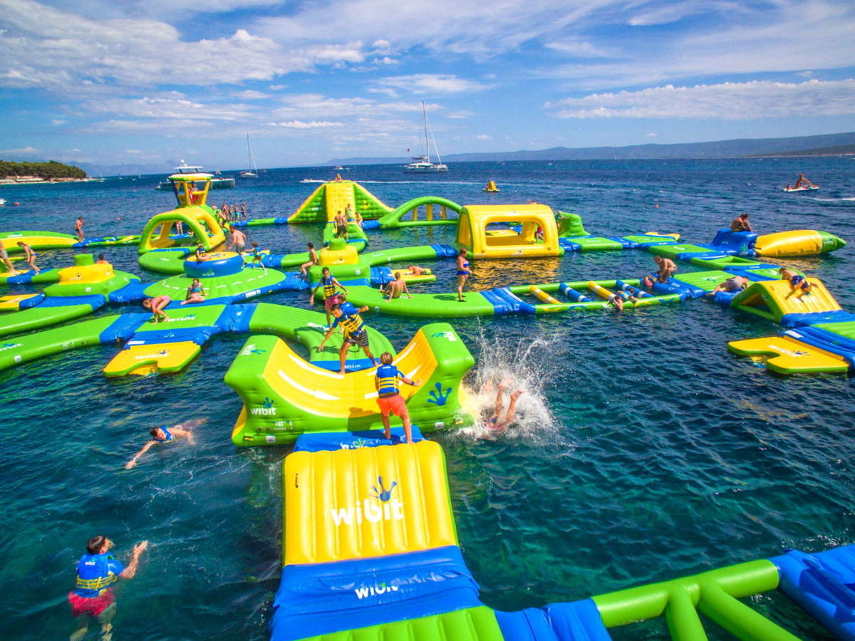 Massive new floating water park splashes into Austin this summer