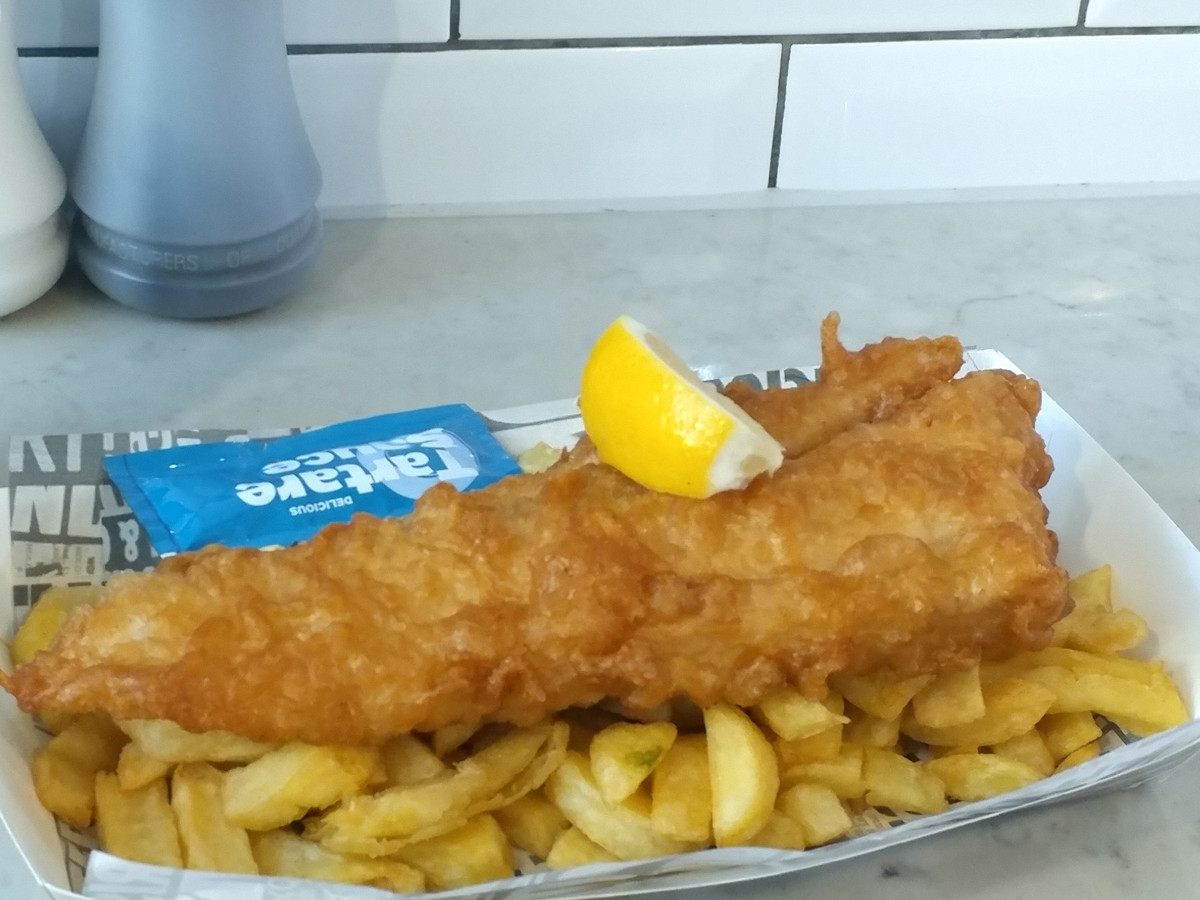 Ken Hoffman jaunts to jolly old England for the finest fish and chips