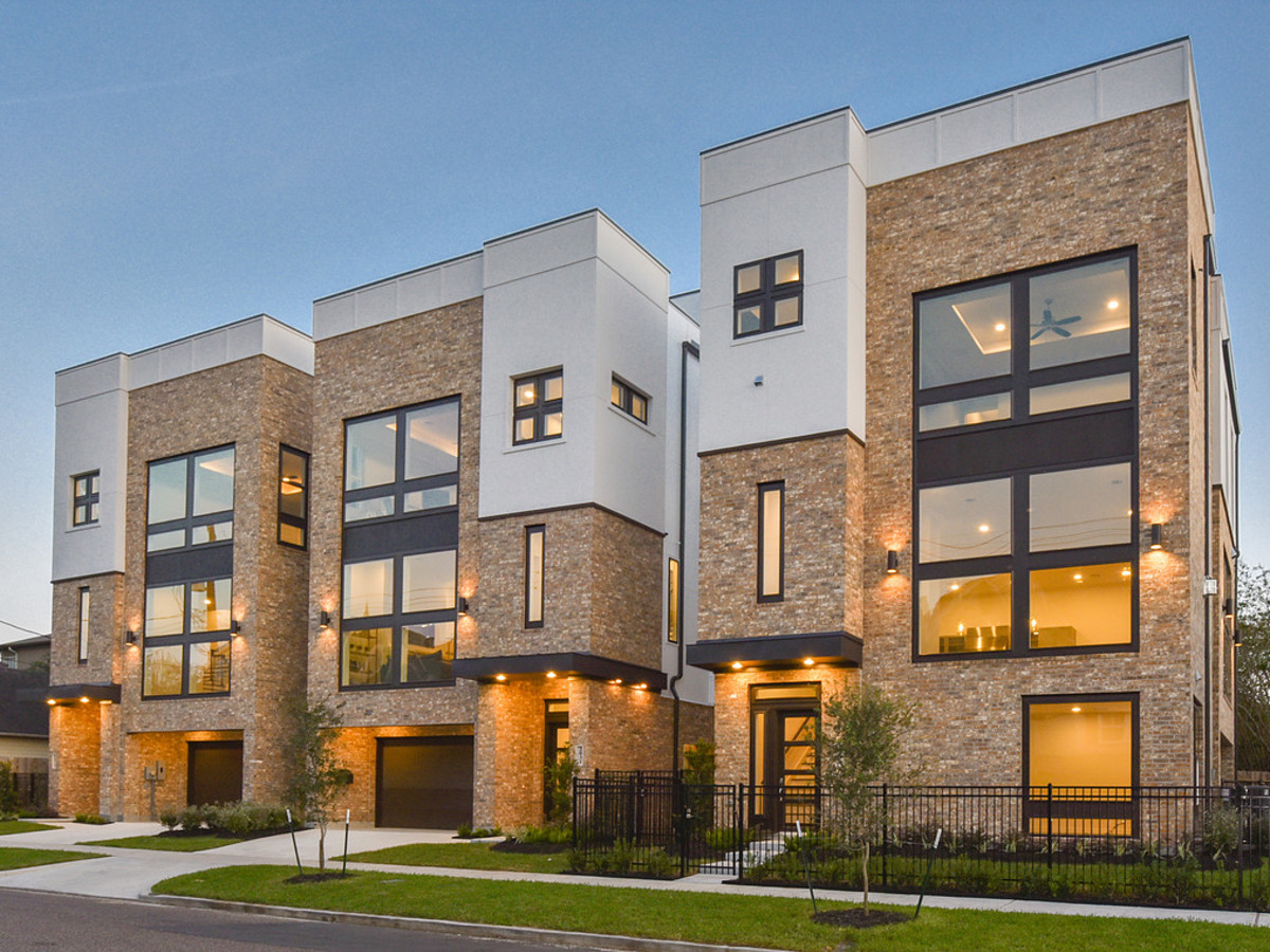 Linear at Vermont townhomes