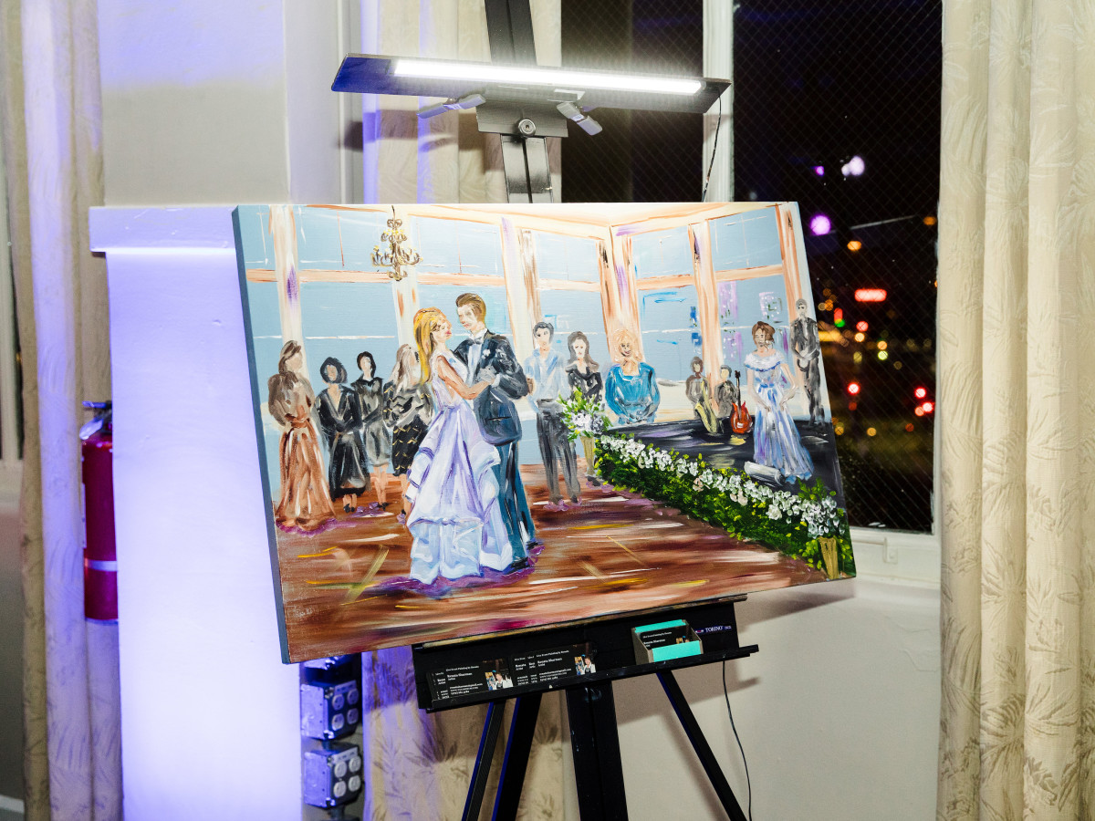 Tinder Makes Perfect Match Of Bride And Groom Who Love To Have Fun