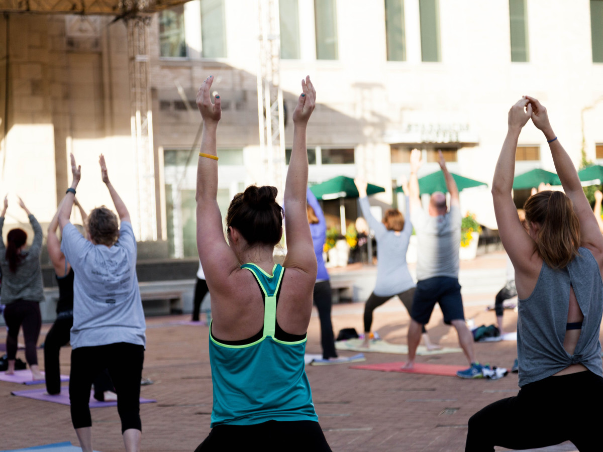 Stretch and sweat at these outdoor fall fitness classes in Fort Worth