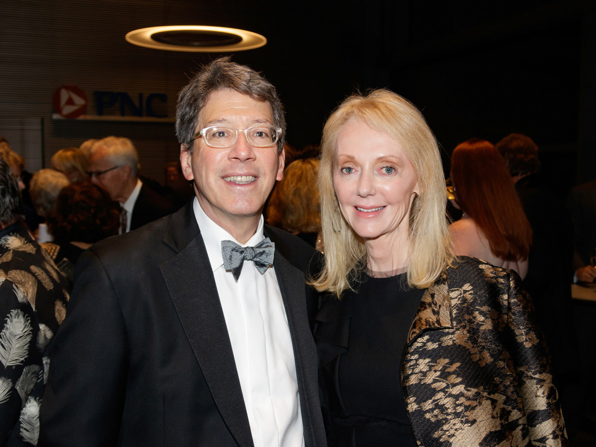 Shelle Sills, Michael Sills