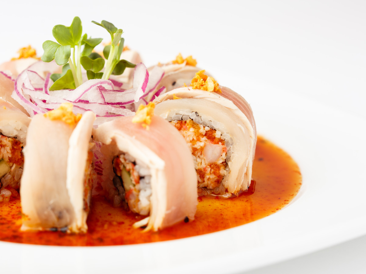 Albacore Crunch roll at Kabuki