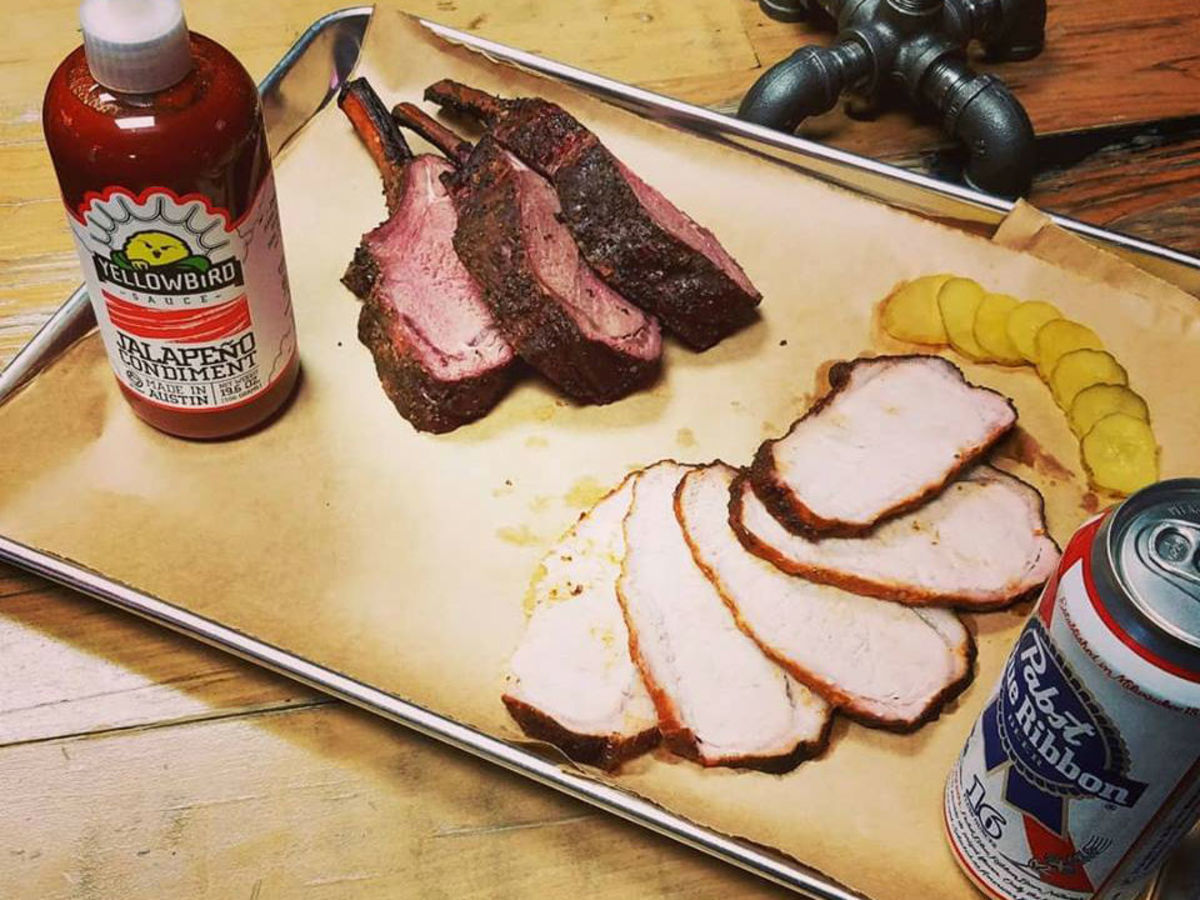 Louie King BBQ smokes up serious barbecue on Dallas' Greenville Avenue