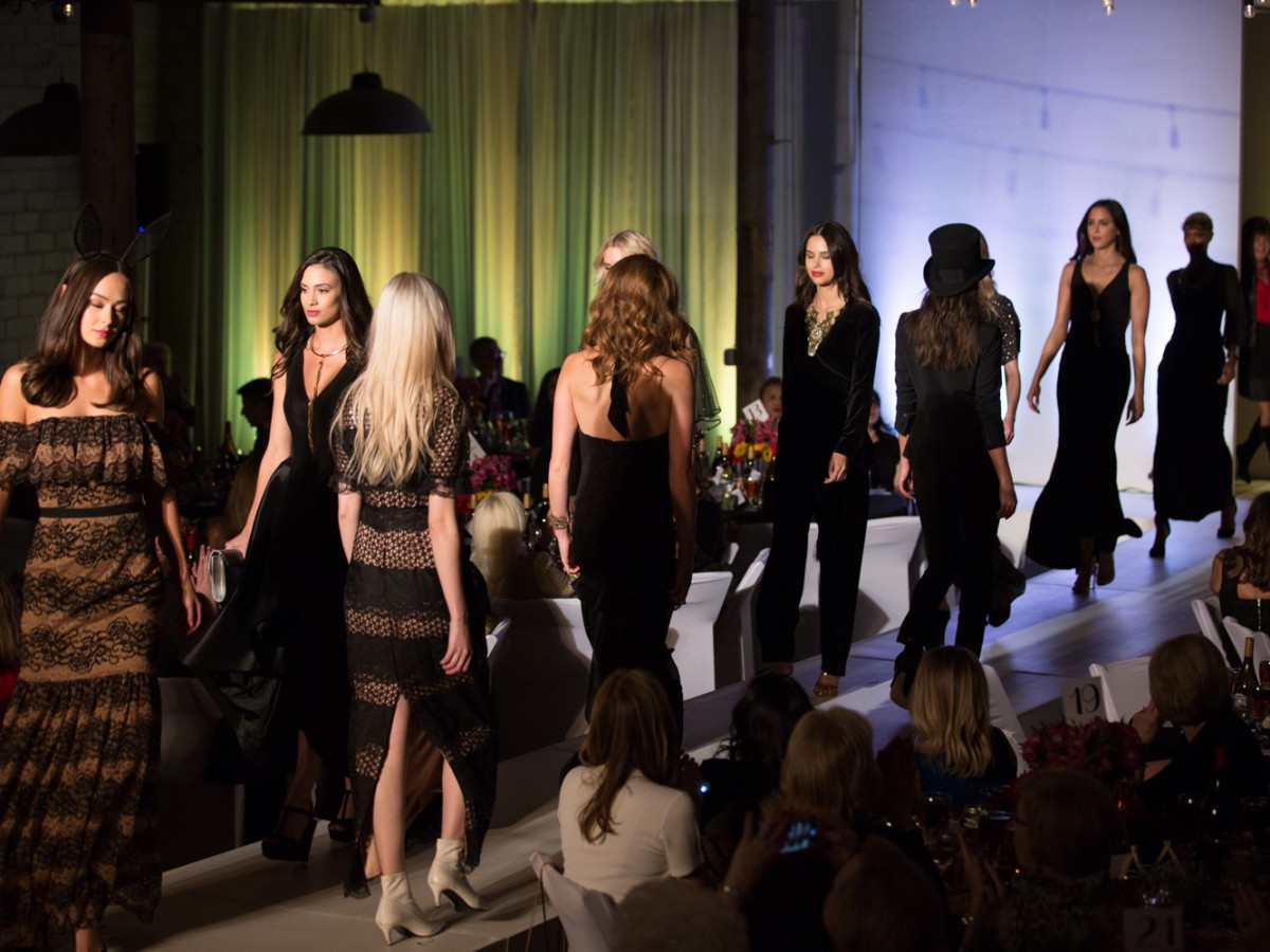 Wine Women & Shoes, fashion show