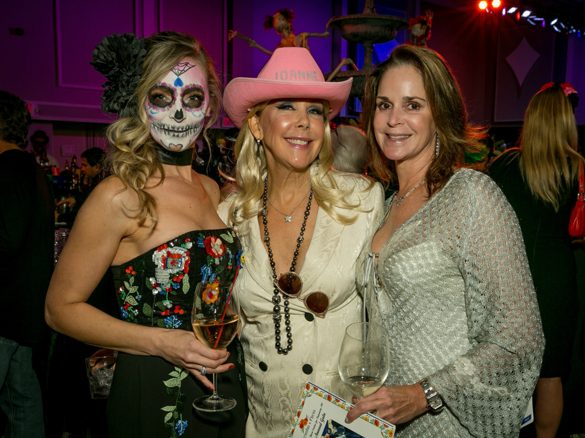 Heather Williams, Laura Rathe, Kendall Ondarza Orange Show Gala 2018